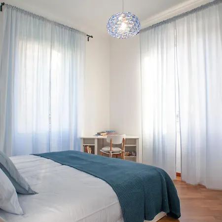 Bright And Comfy In A Beautiful Contemporary דירה *