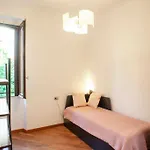 Apartamento Bright And Comfy In A Beautiful Contemporary *