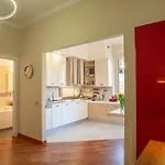 Bright And Comfy In A Beautiful Contemporary Apartamento Milán