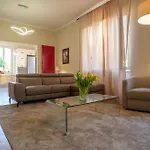 Bright And Comfy In A Beautiful Contemporary Apartamento Milán